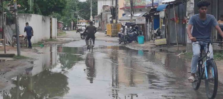 प्री मानसून के कारण मौसम में आया बदलाव, आज बने हैं बारिश के आसार