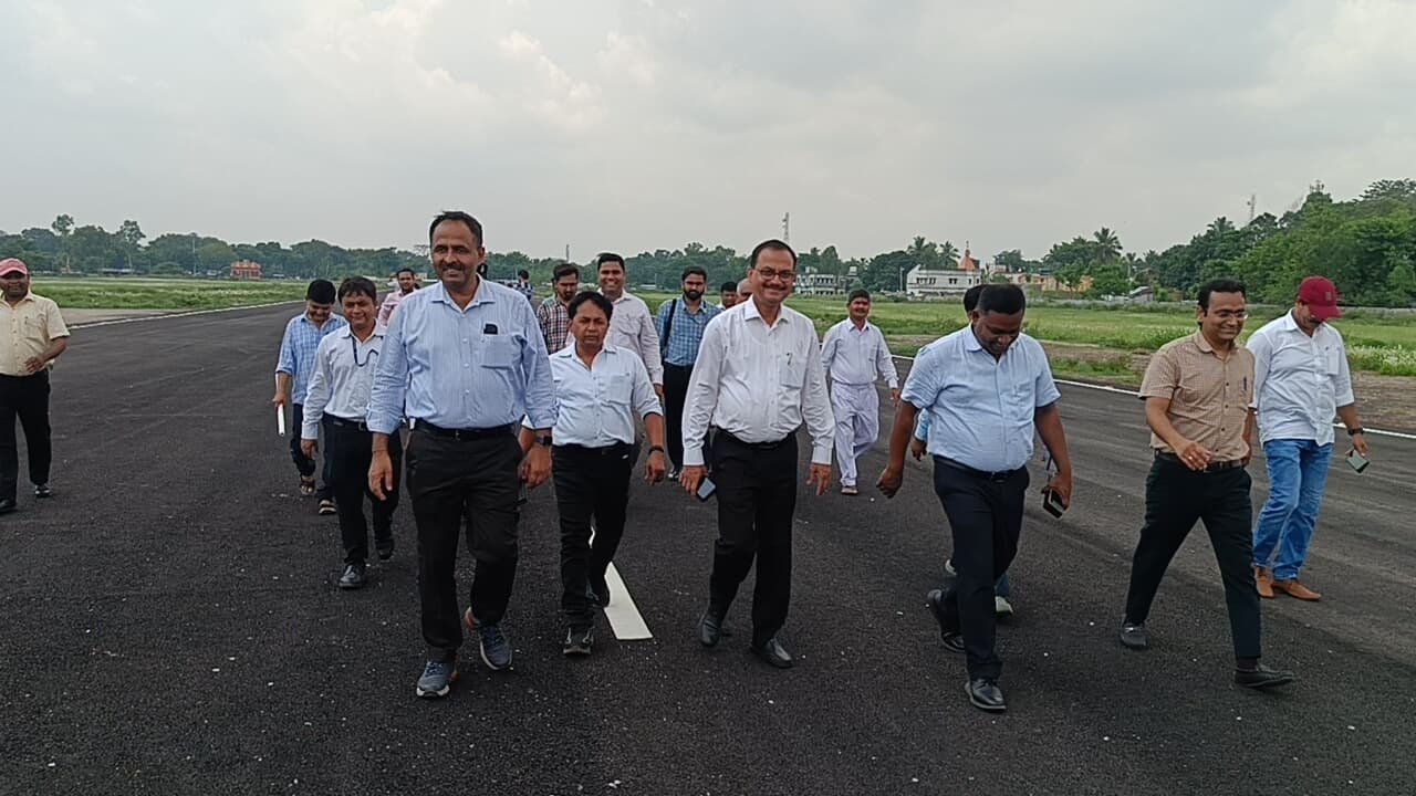 वीरपुर एयरपोर्ट का एएआई टीम ने किया निरीक्षण, रनवे की गुणवत्ता पर जताई असंतुष्टि