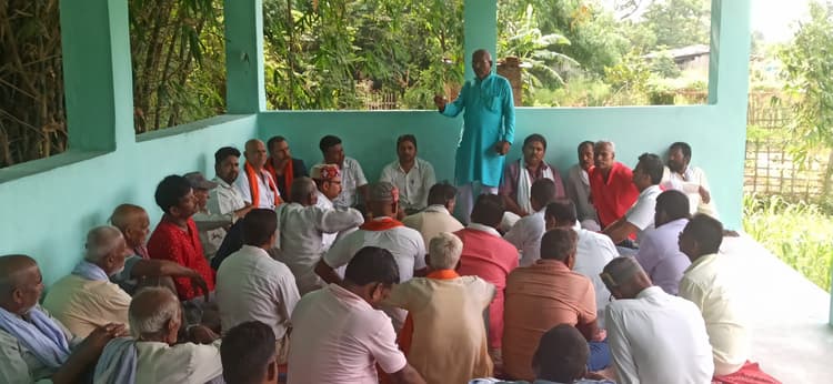 Madhubani News : भाजपा कार्यकर्ताओं ने विकास योजना को लोगों तक पहुंचाने पर की चर्चा