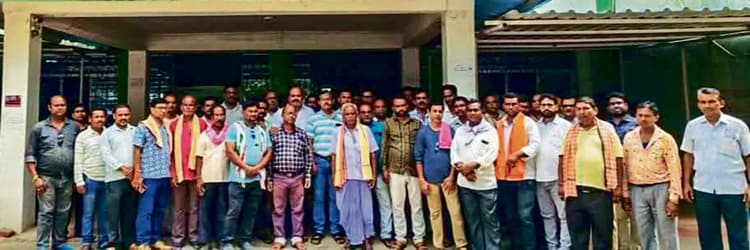 Sambalpur News: सीबीएसइ 10वीं व 12वीं की परीक्षा का परिणाम नहीं हुआ प्रकाशित, अभिभावकों ने किया प्रदर्शन