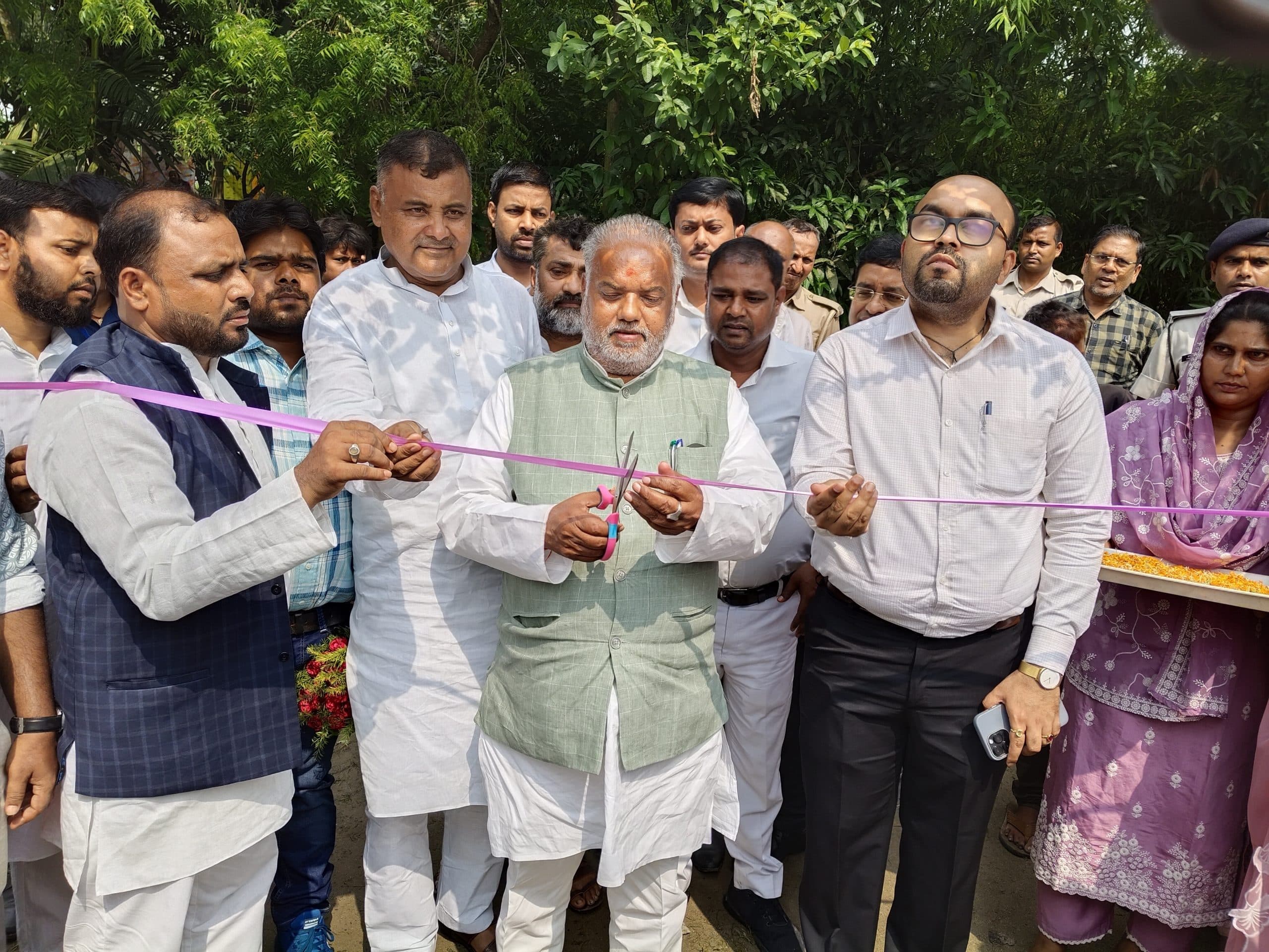 दौला पंचायत के पार्क व खेल मैदान का मंत्री ने किया उद्घाटन