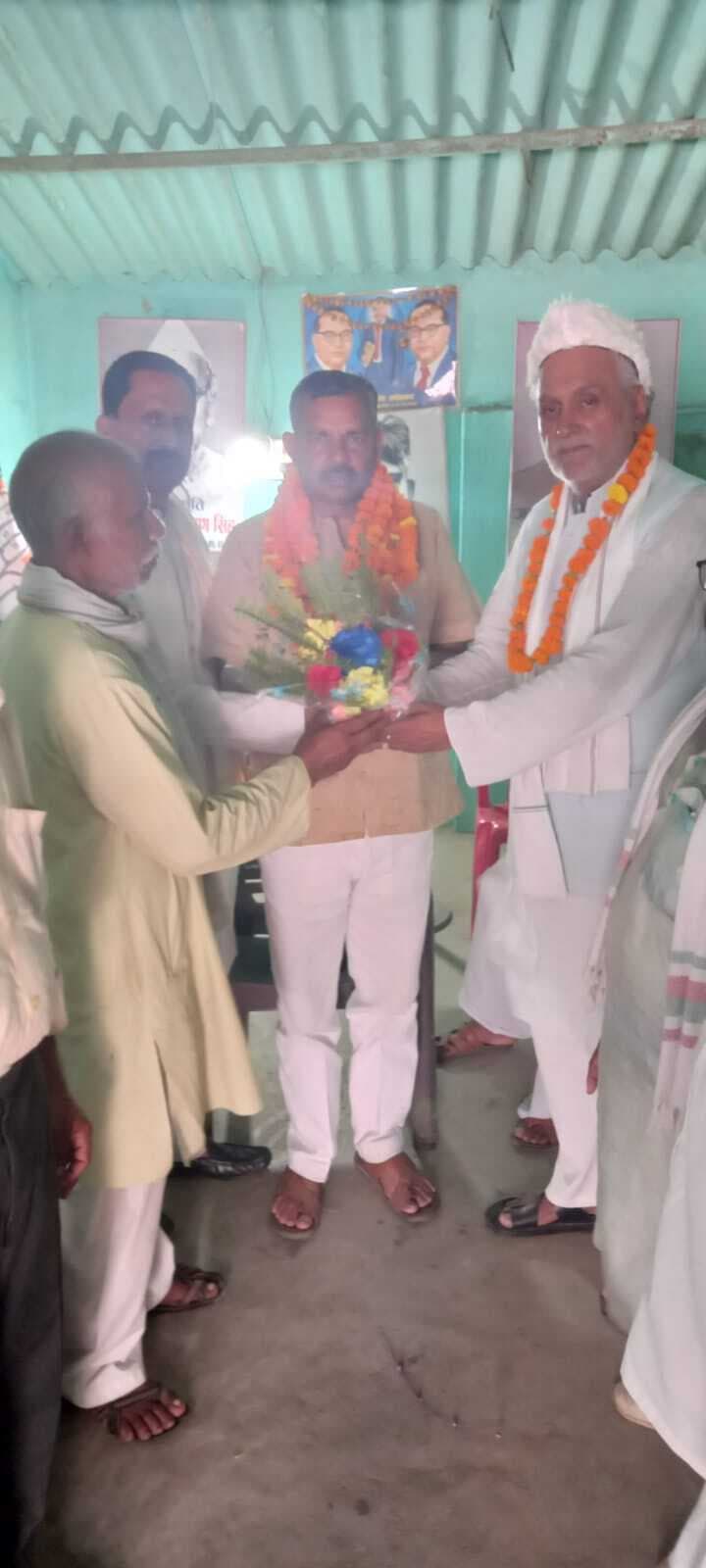 कांग्रेस जिलाध्यक्ष पहुंचे टिकारी, चौपाल कार्यक्रम का हुआ आयोजन