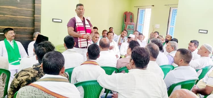 अधिक से अधिक लोगों को राजद से जोड़ें: पूर्व मंत्री