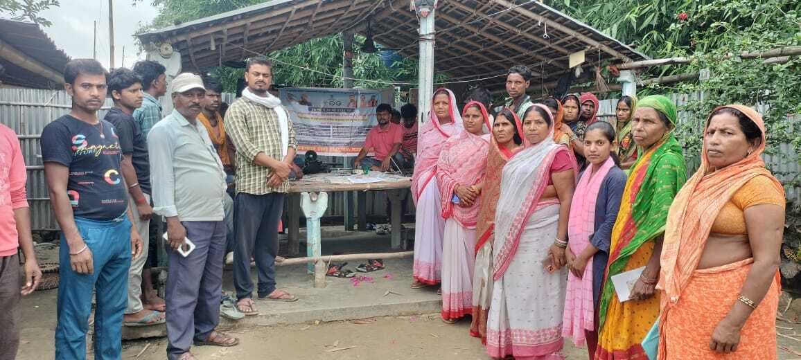 आयुष्मान कार्ड बनाने को लेकर लगा कैंप