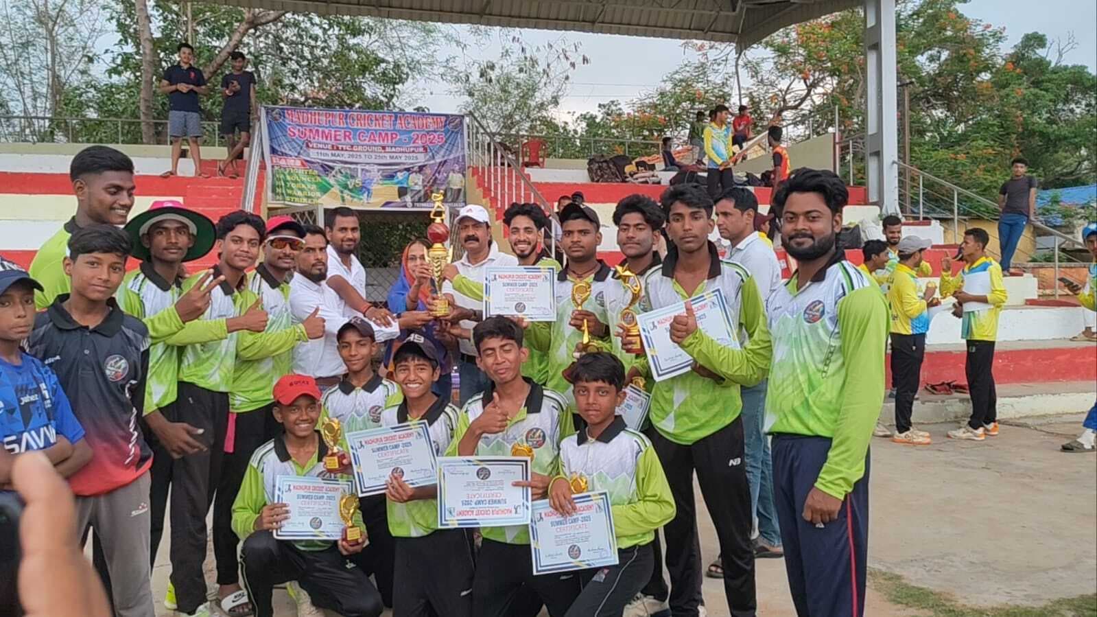 Deoghar news : एमसीए फाइटर ने एमसीए स्ट्राइकर को आठ विकेट से हराकर फाइनल मुकाबला जीता