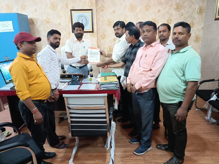 Bokaro News : ओवरब्रिज निर्माण कार्य में तेजी लाने की मांग