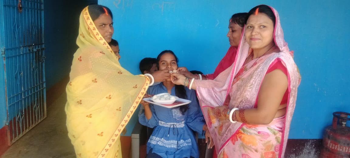 Giridih News : गिरिडीह की स्मृति 96.6 प्रतिशत अंक पाकर बनीं जिला टॉपर