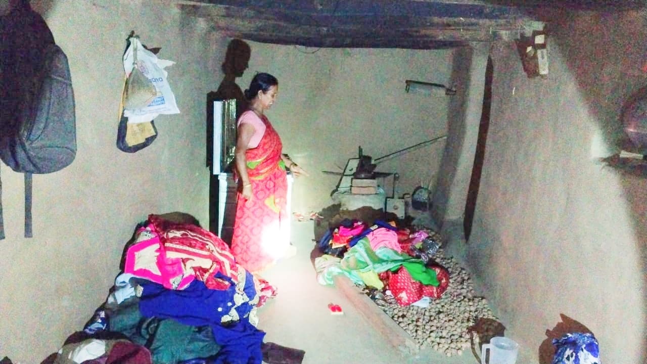 उरवा गांव में लाखों रुपये की संपत्ति की चोरी