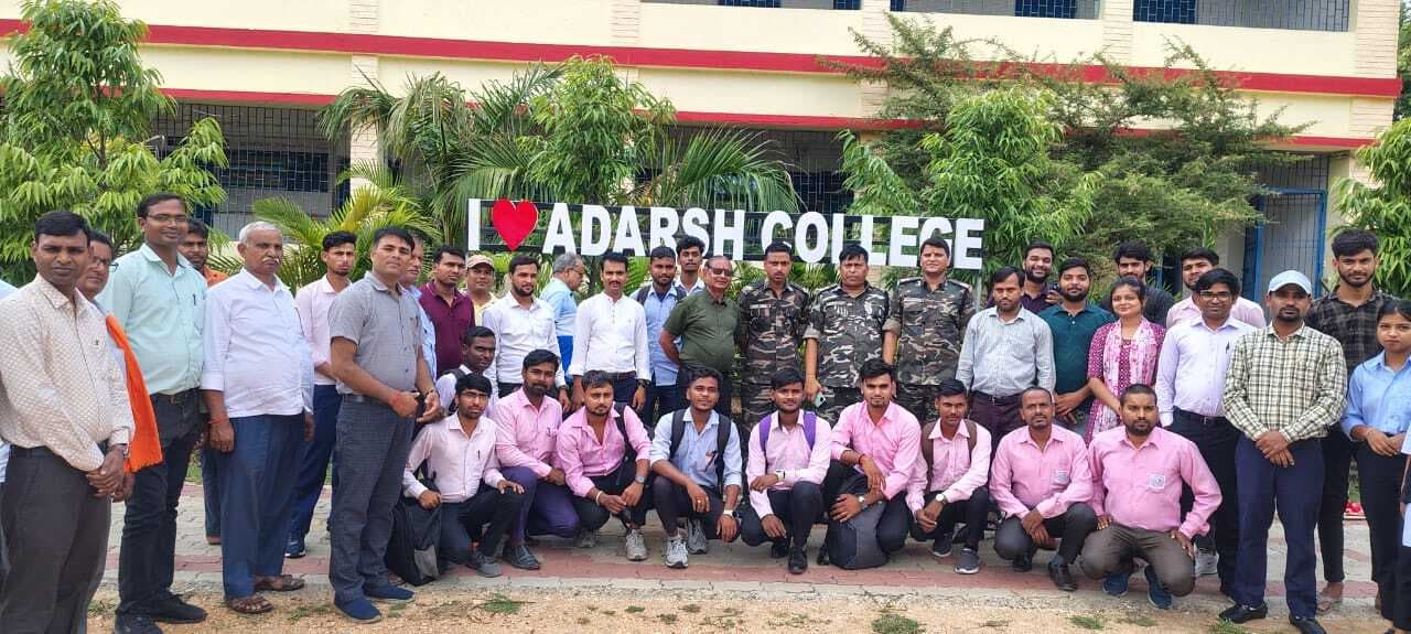 Giridih News :वाहन चलाने के दौरान यातायात नियमों का करें पालन