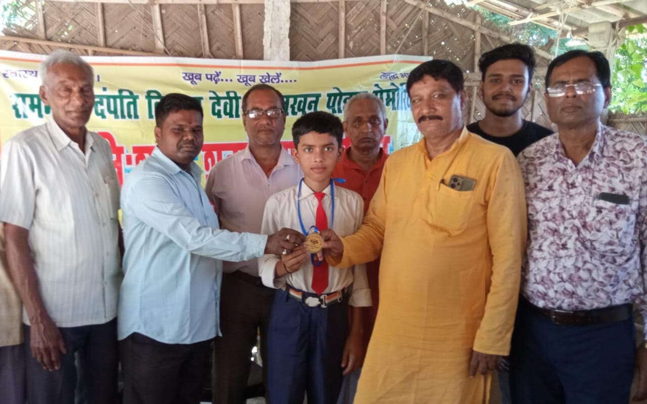 शतरंज प्रतियोगिता में मोनू बने विजेता व उमा रही उप विजेता