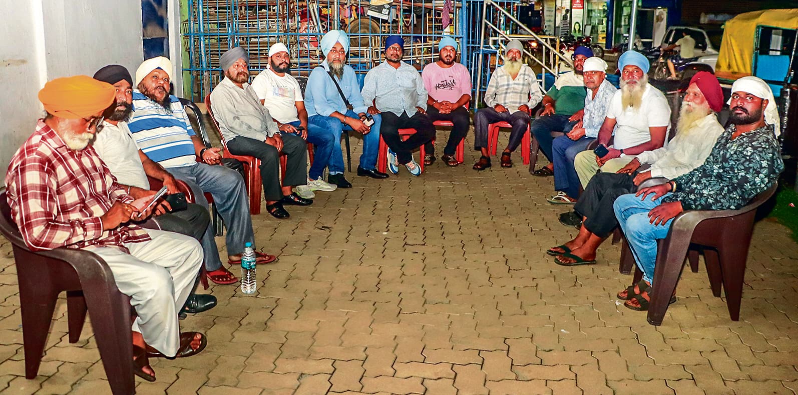 Jamshedpur News : टुइलाडुंगरी गुरुद्वारा की नयी वोटर लिस्ट को लेकर विवाद, देर शाम हुआ हंगामा