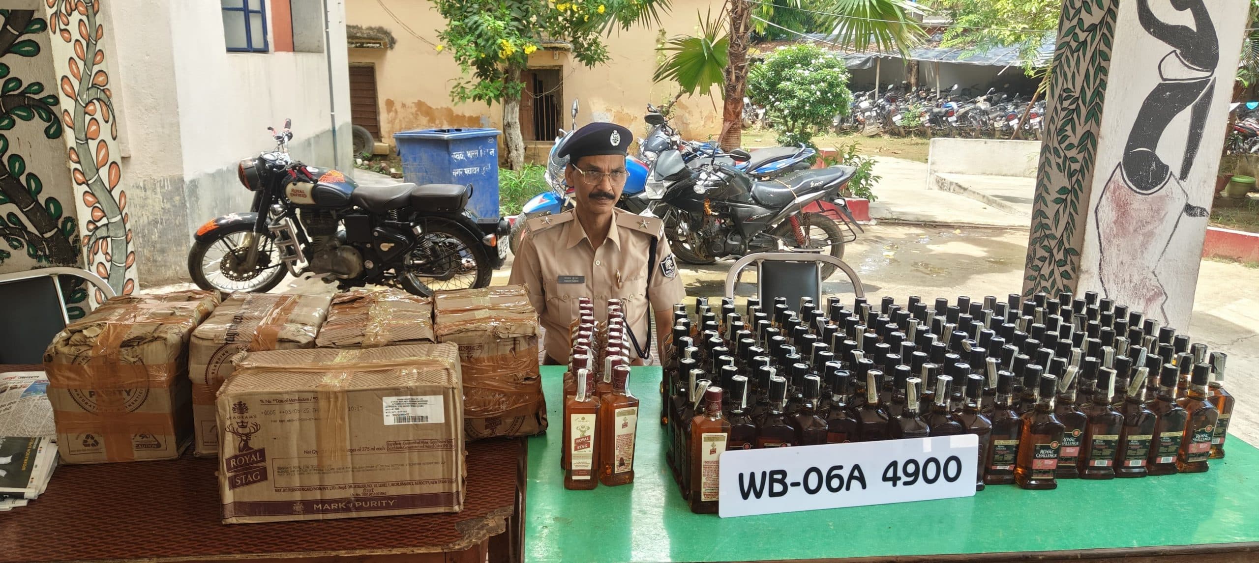 पुलिस ने विदेशी शराब के साथ वाहन को किया जब्त, चालक फरार