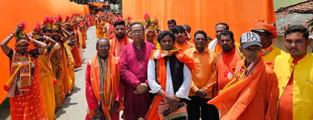 महाचंडी यज्ञ को लेकर निकली कलश यात्रा