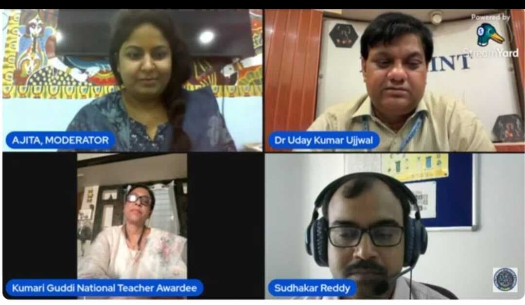 माहवारी स्वच्छता के लिये छात्राओं को किया जागरूक