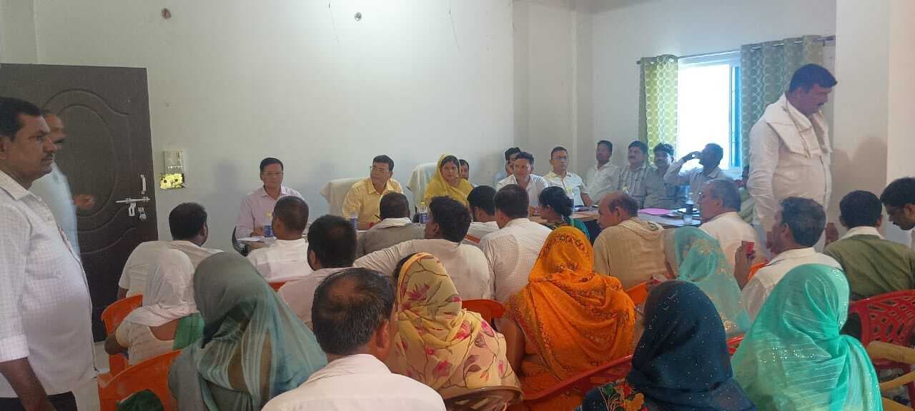 पंचायत समिति की बैठक में नल जल योजना का छाया रहा मुद्दा