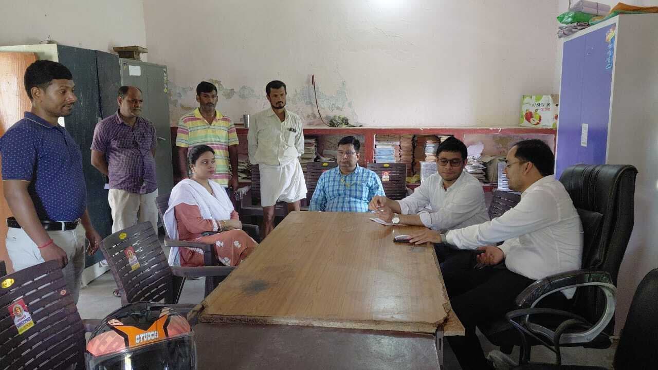 नये एसडीओ ने हलसी प्रखंड क्षेत्र का लिया जायजा