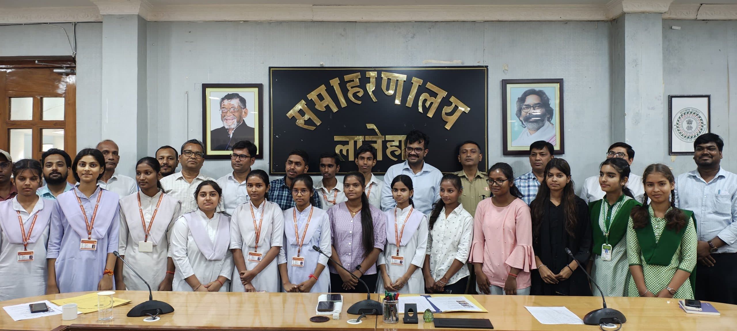 मैट्रिक की परीक्षा में बेहतर प्रदर्शन करनेवाले हुए सम्मानित