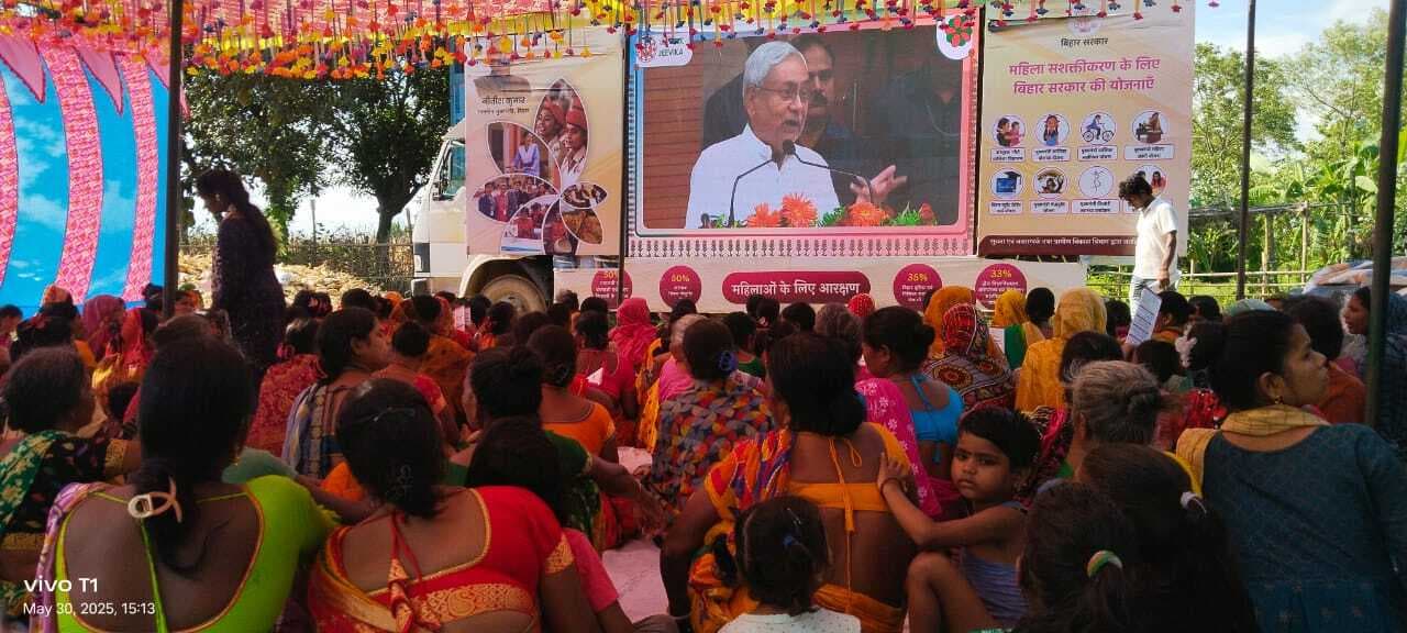 संवाद में महिलाओं ने बतायी सफलता की कहानी