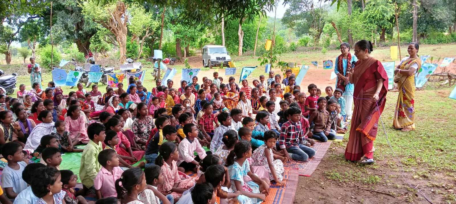 महिला विकास केंद्र ने तोरपा में छह व रनिया में लगाये चार समर कैंप