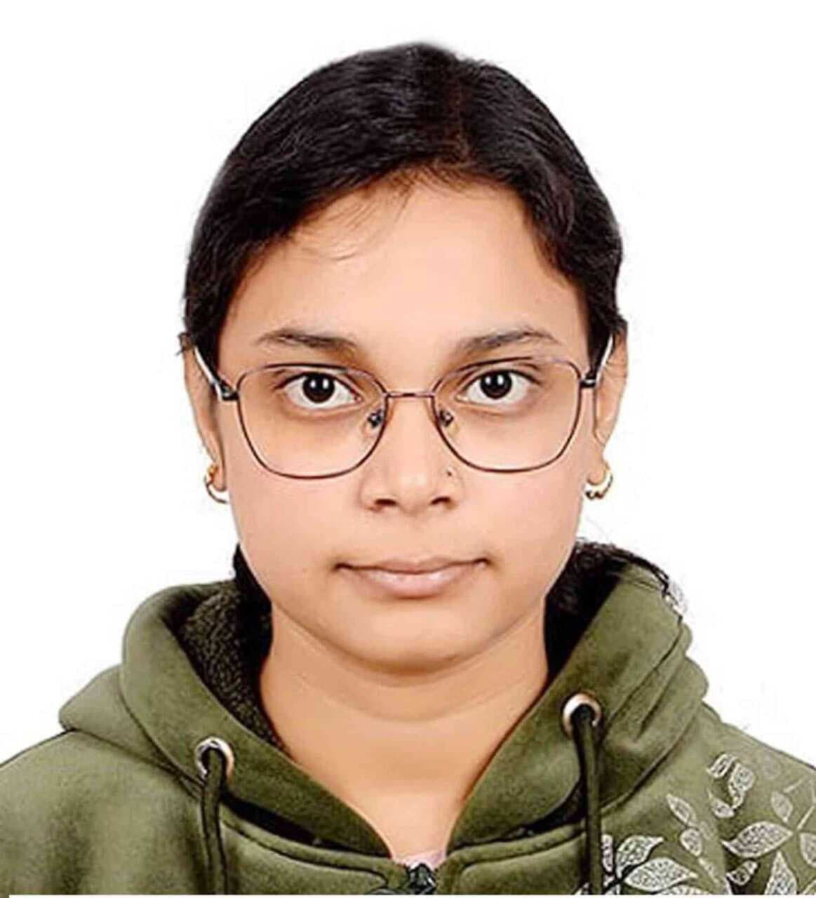 इंटर साइंस में संचिता साहा को जिले में मिला चौथा स्थान