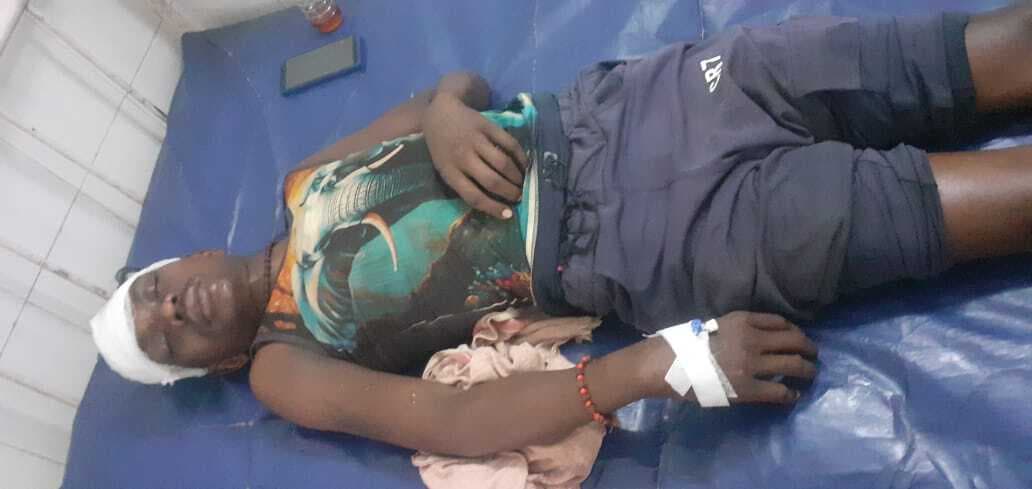 Deoghar news :मोहनपुर के बरमसिया में घर की छत गिरी, युवक गंभीर रूप से घायलइलाज के लिए परिजनों ने लगाई मदद की गुहार