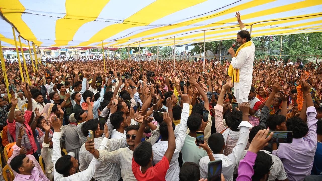 Bihar Politics: प्रशांत किशोर ने लालू यादव पर कसा तंज, बोले- बच्चों की चिंता क्या होती है, ये कोई लालू जी से सीखे