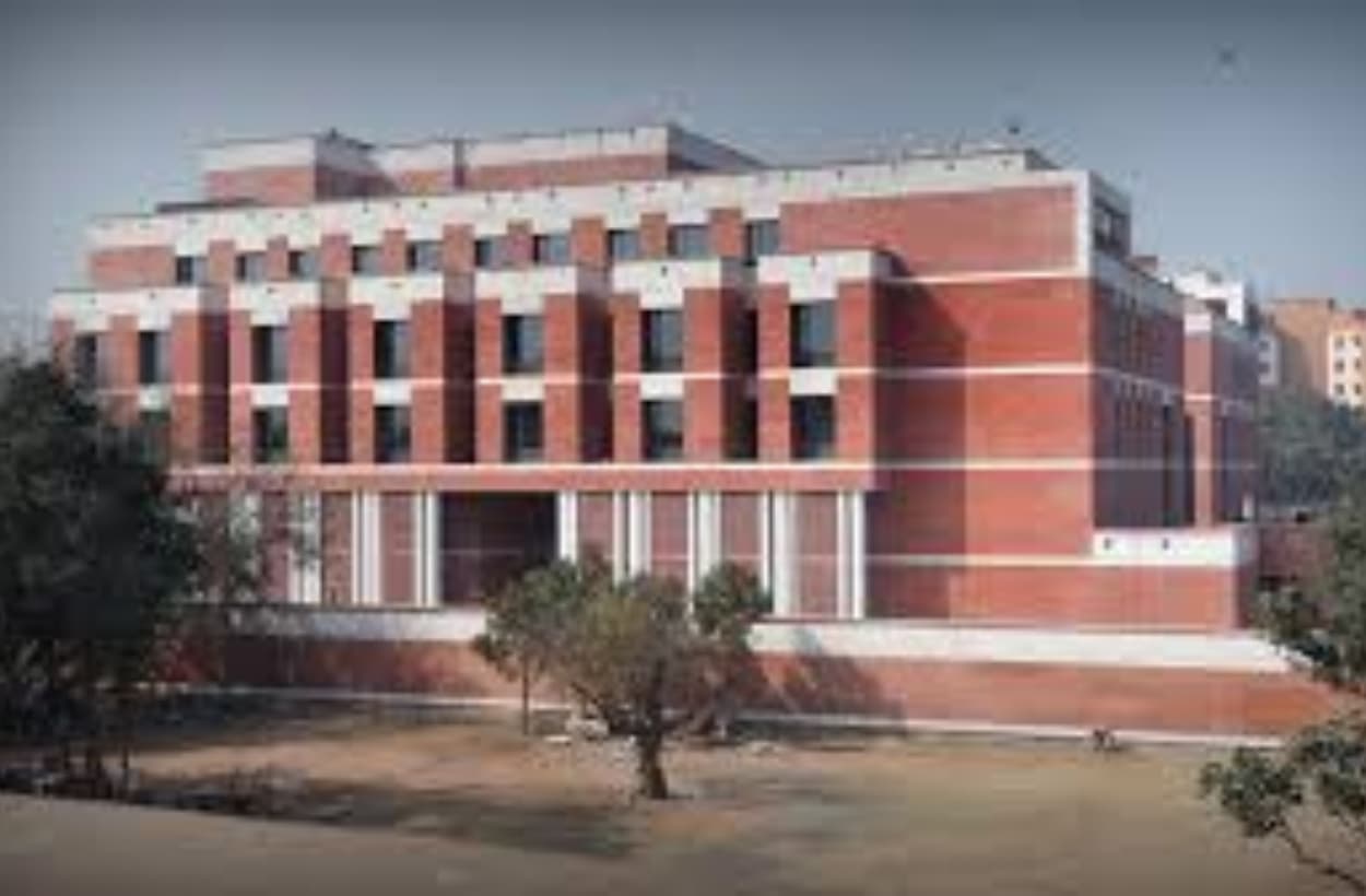 BJP ऑफिस में ड्यूटी करेंगे केंद्रीय मंत्री, जानें क्या है पूरा मामला