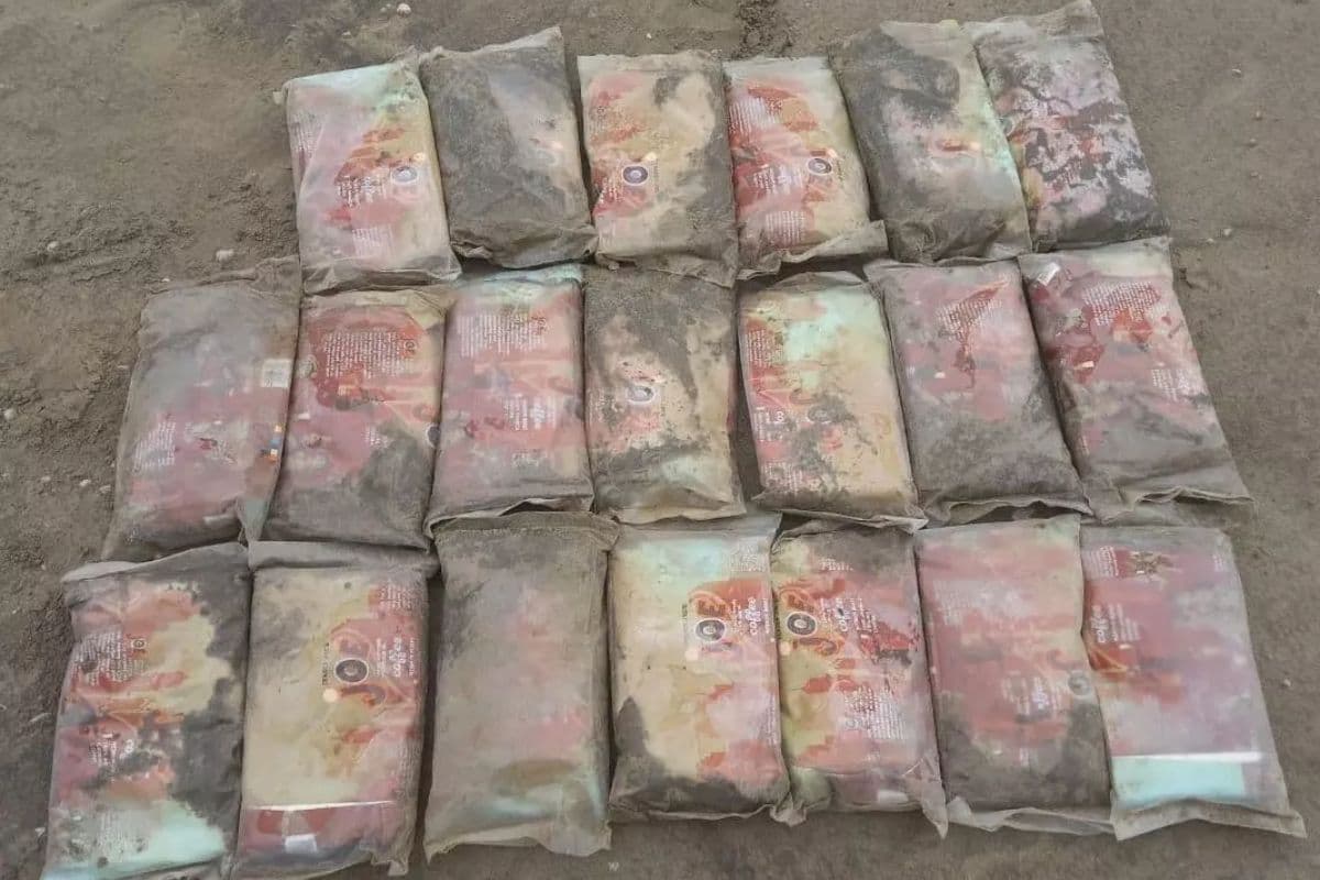 पश्चिम चंपारण में 50 करोड़ की 50 किलो चरस के साथ तस्कर गिरफ्तार, इंडो-नेपाल बॉर्डर पर SSB की बड़ी कार्रवाई