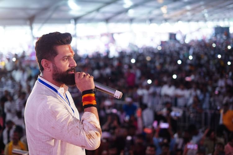 चिराग पासवान के समर्थक पर चाकू से हमला, सिर पर गहरे जख्म, हमलावर बोला - कभी मुख्यमंत्री नहीं बनेगा तुम्हारा नेता