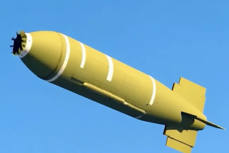 Cluster Bomb: परमाणु बम से भी खतरनाक? क्या है क्लस्टर बम की ताकत और तबाही