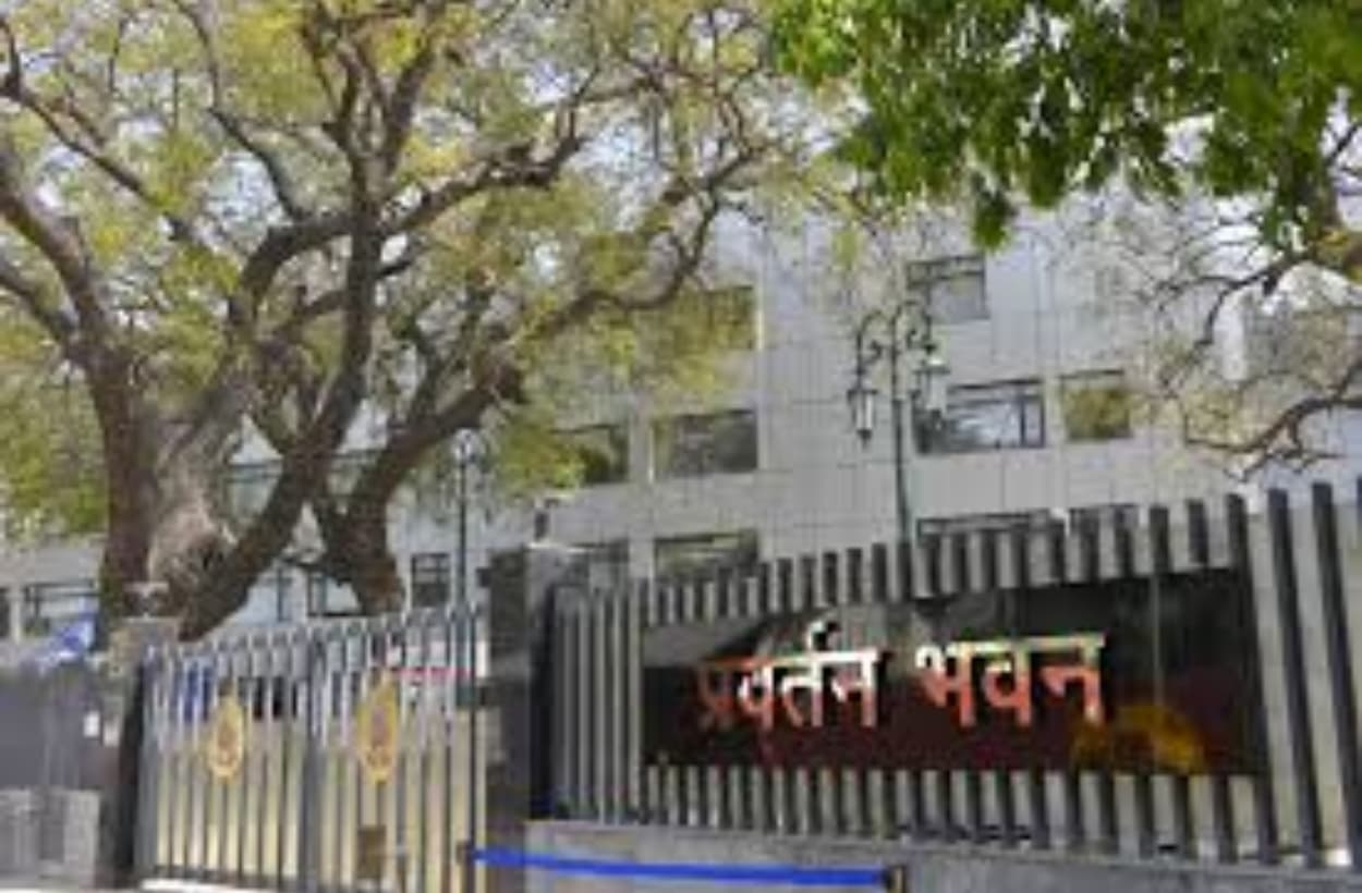 ED Raid: दिल्ली में ED की रेड, 37 ठिकानों पर ताबड़तोड़ छापेमारी, जानें क्या है पूरा मामला