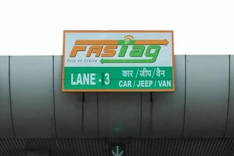FASTag Annual Pass: गाड़ी मालिकों को फायदा तो टोल ऑपरेटरों को नुकसान, क्रिसिल ने किया आगाह