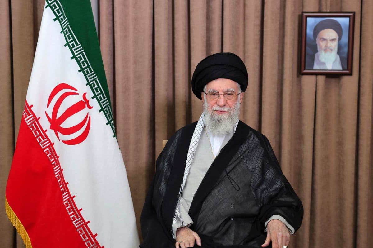 Iran Israel Tension: कौन हैं वो तीन राजकुमारी जो कर सकती हैं ईरान पर राज