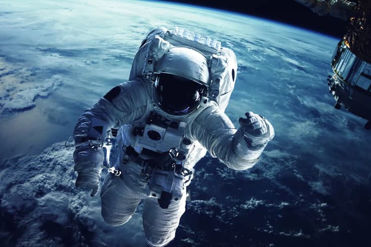 Longest Time In Space: ये हैं वो एस्ट्रोनॉट्स जिन्होंने अंतरिक्ष में सबसे ज्यादा दिन बिताए, जानिए कौन है नंबर 1 पर