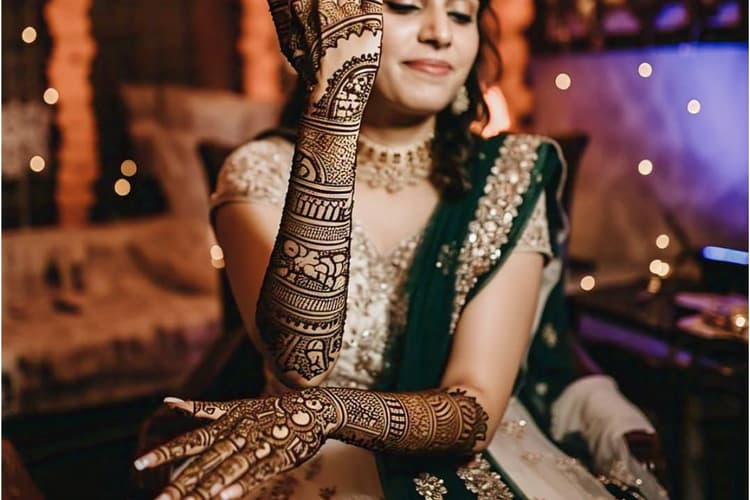 Mehndi Design: इशारों में दिल की बात कहती है ये लेटेस्ट मेहंदी डिजाइन