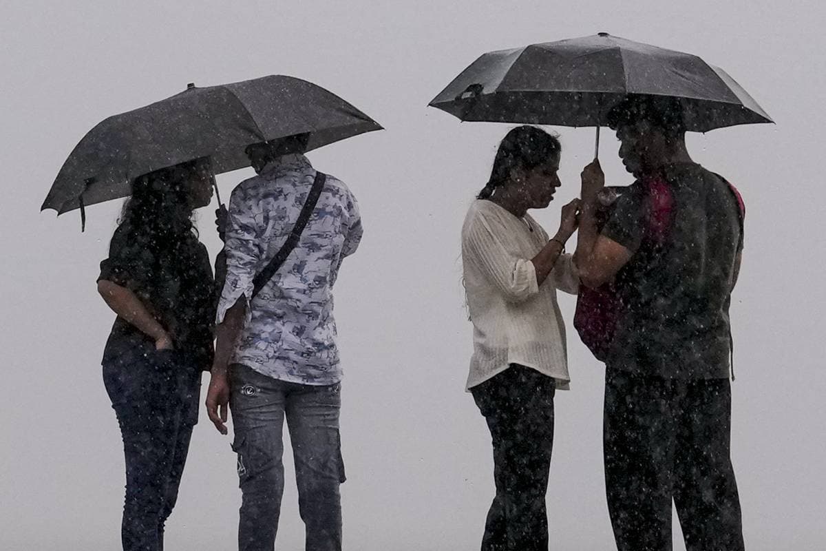 Mumbai Heavy Rain : मुंबई में होगी और भारी बारिश, मौसम विभाग ने जारी किया अलर्ट
