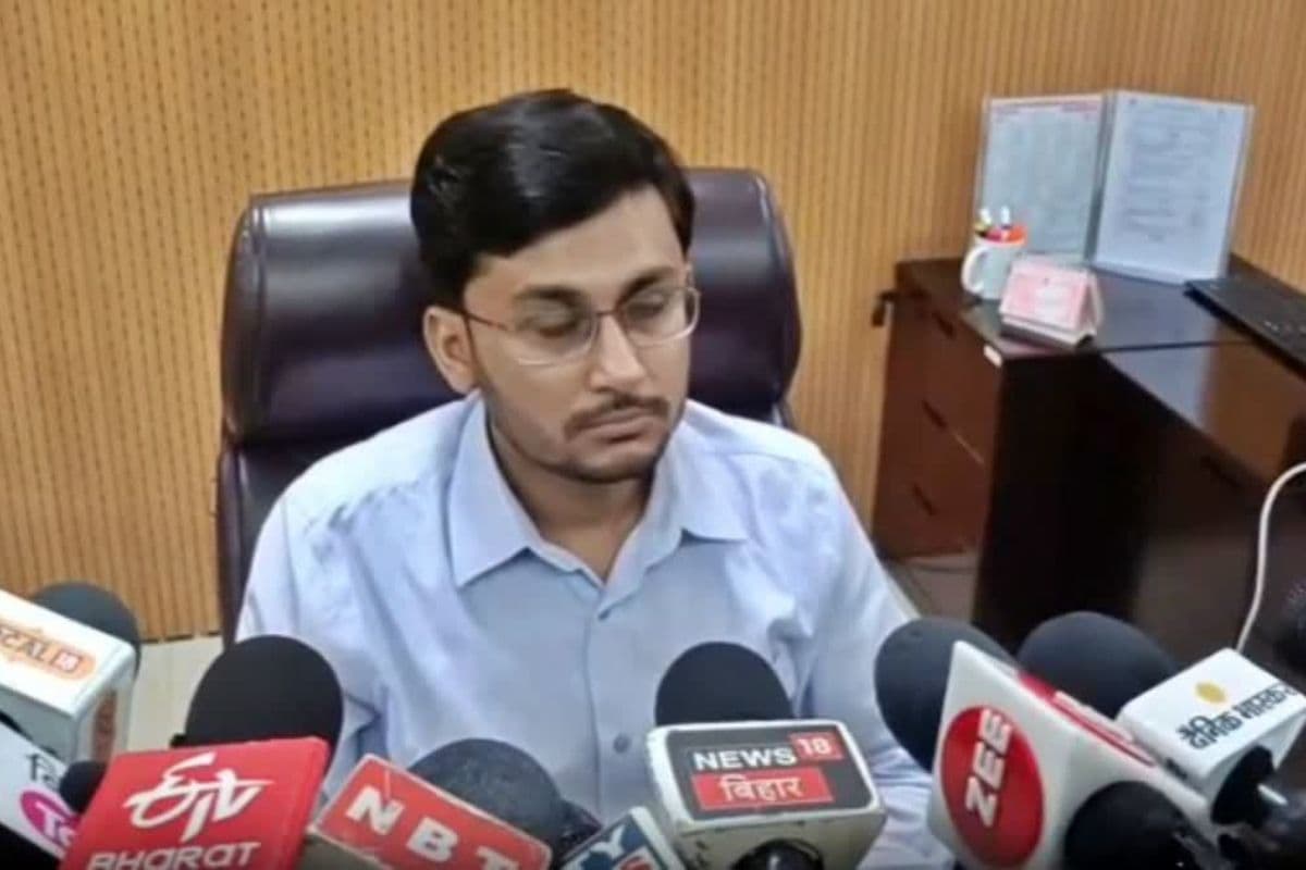 Muzaffarpur District Magistrate Subrata Sen