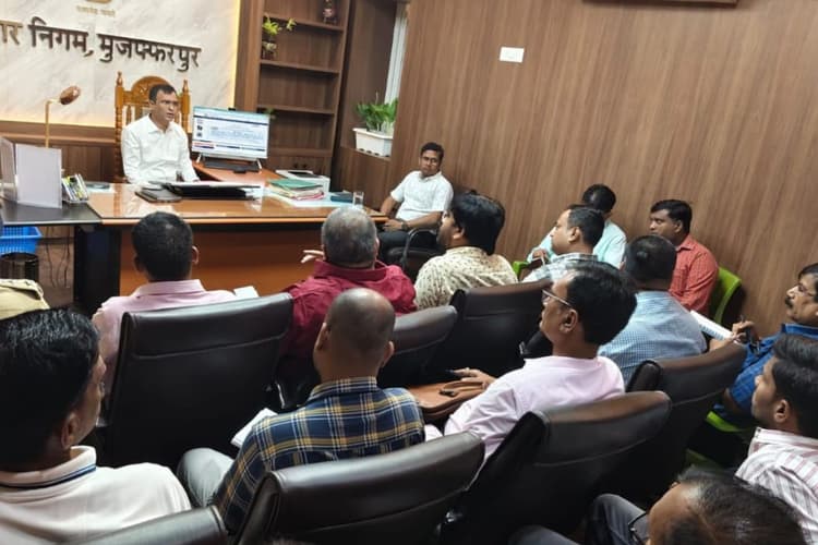 Muzaffarpur: श्रावणी मेला के लिए मुजफ्फरपुर में इस बार दो रूटों पर तैयारी करेगा निगम, बियाडा गेट की सड़क बनेगी