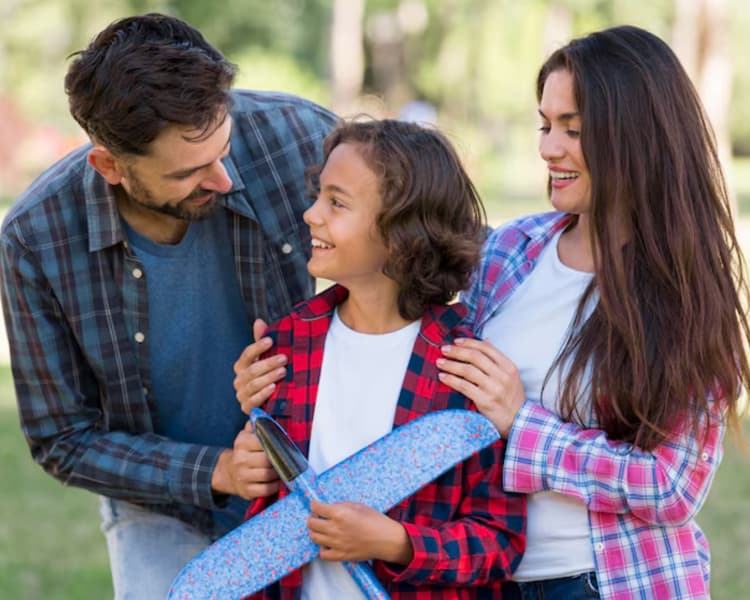 Parenting Tips: जिन बच्चों को बचपन में सिखाई जाती हैं ये 7 बातें, वो जिंदगी में कभी नहीं हारते