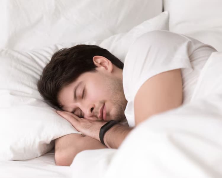 सपने में बार-बार दिख रहा है कोई खास चेहरा, स्वप्न शास्त्र में छिपा है 3 गहरा संदेश