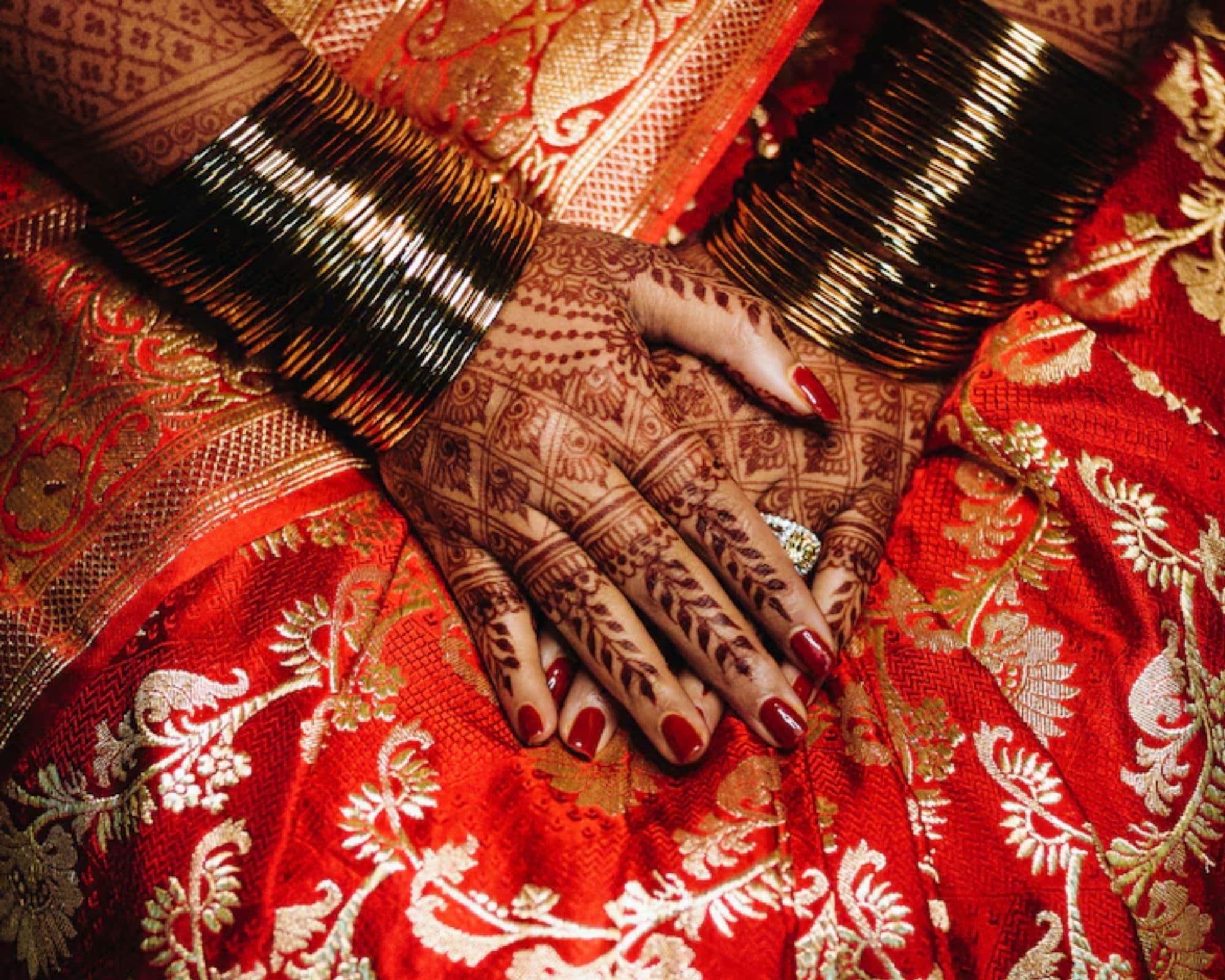 Red bridal dress significance