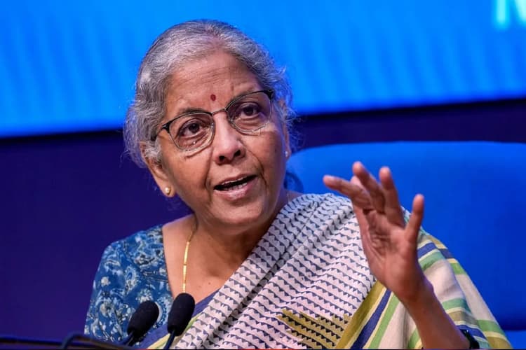 27 जून को सरकारी बैंकों के प्रमुखों से मिलेंगी निर्मला सीतारमण, गवर्नमेंट स्कीम्स पर करेंगी चर्चा