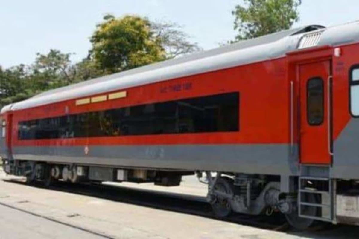 LHB कोच की फोटो