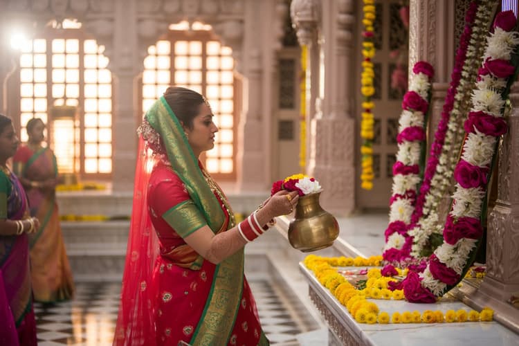 Ashadha Gupt Navratri 2025 : सारे दुखों का निवारण करेंगे ये जाप, अपनाएं गुप्त नवरात्रि के समय