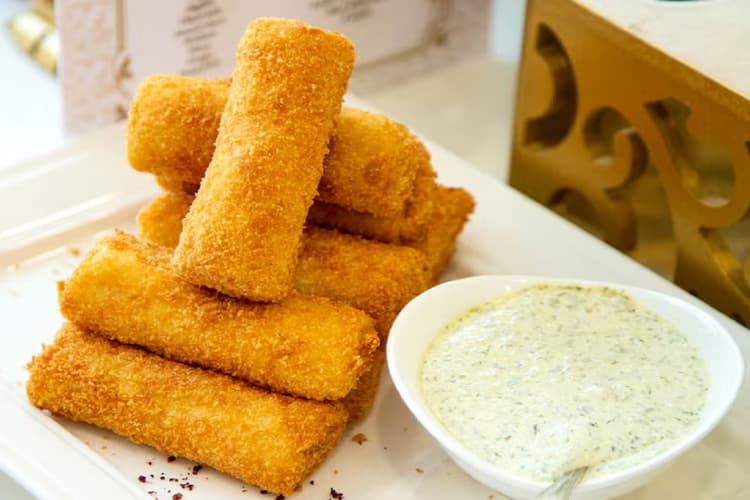 Aalu Suji Bites: आलू और सूजी से बनाए ये टेस्टी डिश, बच्चों को भी आएगा पसंद