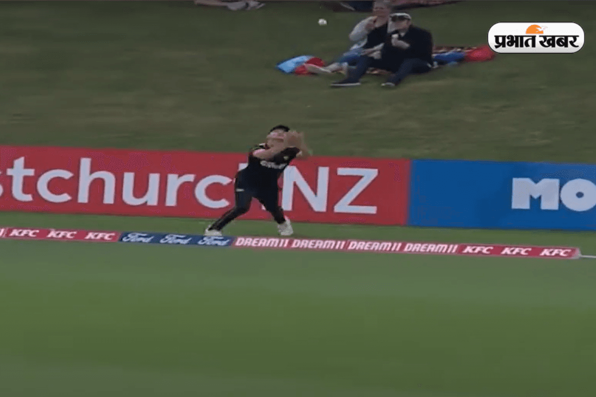 ICC New Rules: catching a ball while flying outside the boundary