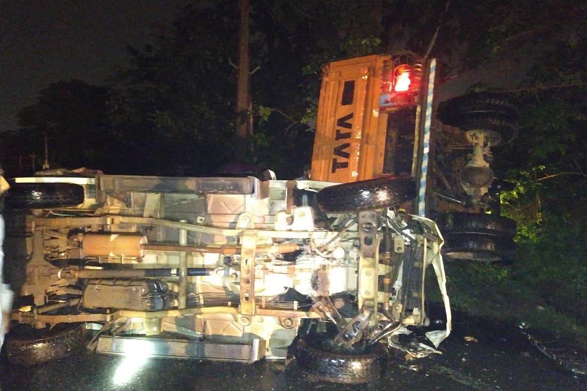 vehicles overturned after the accident