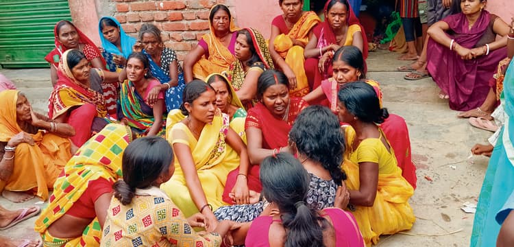 Gaya News : सड़क पार करने के दौरान वाहन ने मारा धक्का, बाइक सवार किशोर की मौत