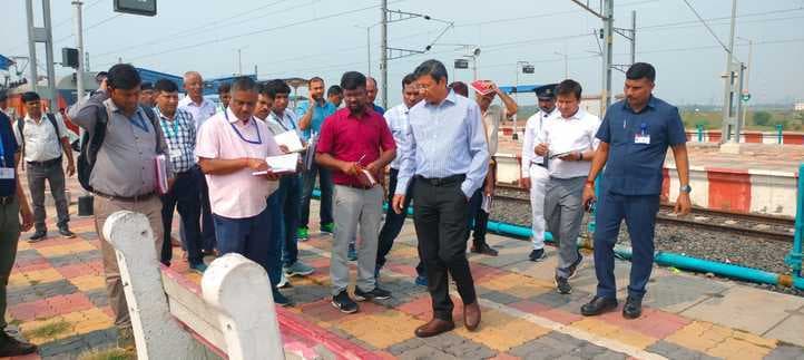 अमृत भारत स्टेशन के तहत बना लिफ्ट व एक्सीलेटर जल्द होगा चालू : डीआरएम