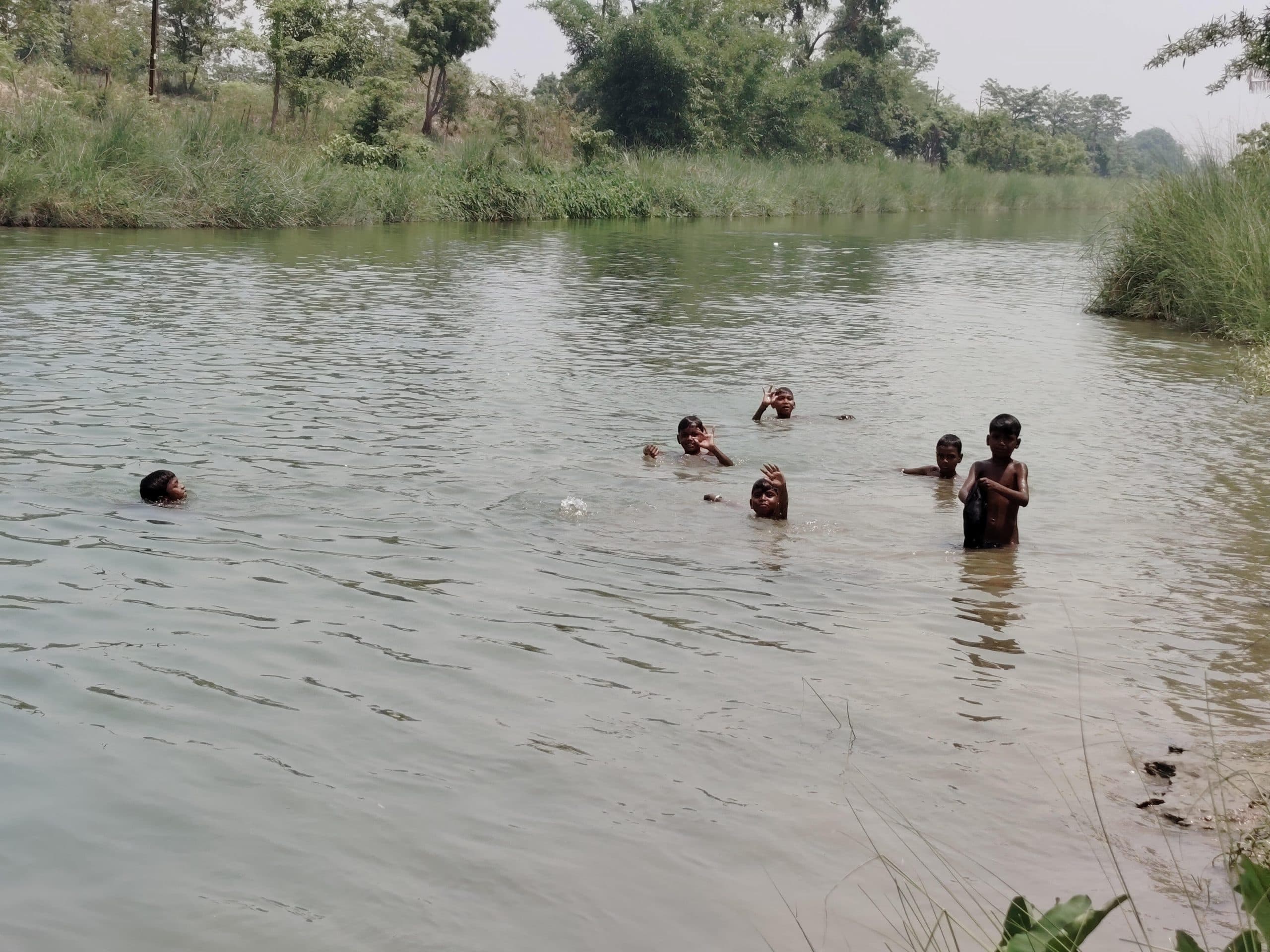 Bettiah : तेज धूप से पारा चढ़ने से घर से बाहर निकलना मुश्किल